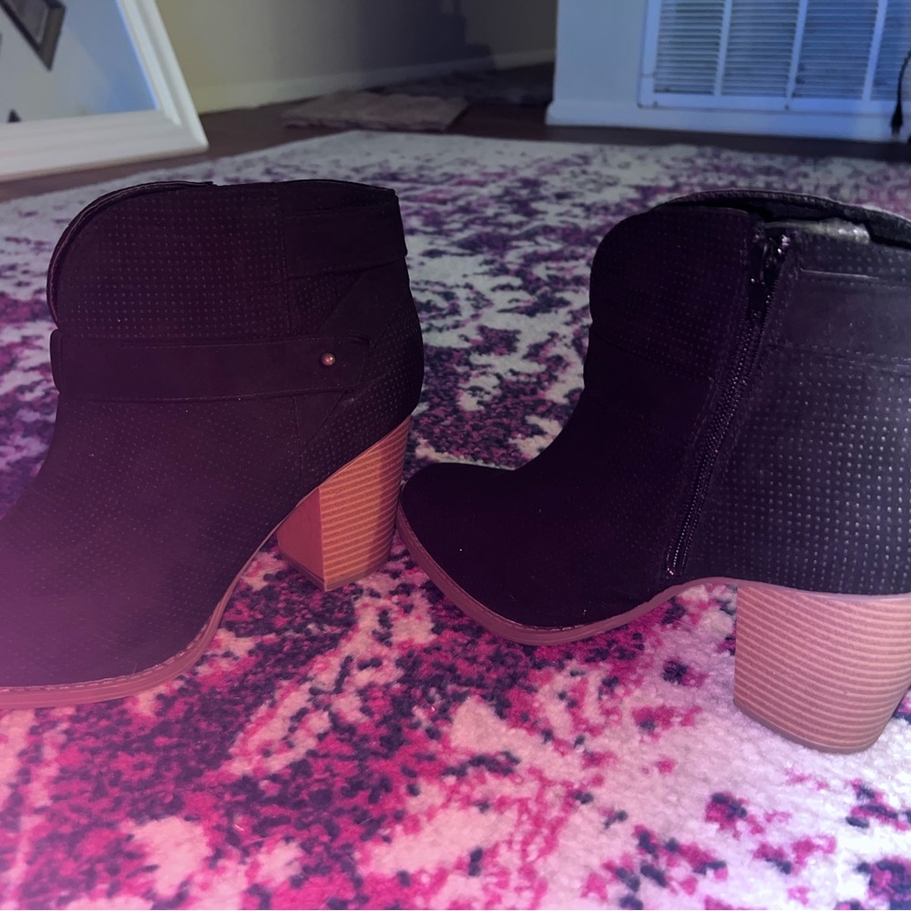 Bootie - Picture 6 of 8